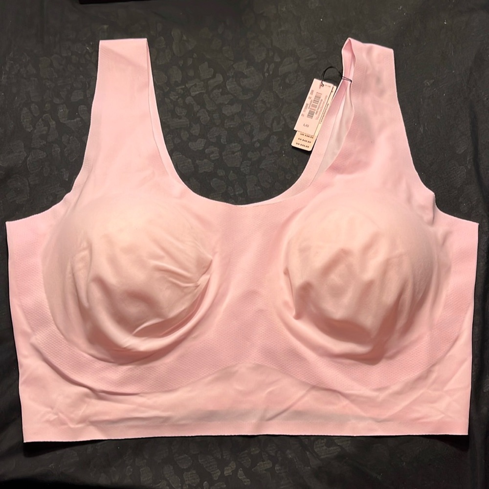 NWT Victoria’s Secret Pink Sports Bra Large